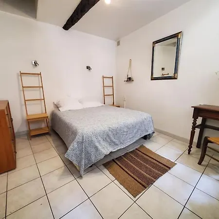 A L'ombre De La Cathedrale Apartment